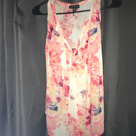 Floral blouse - Picture 1 of 3